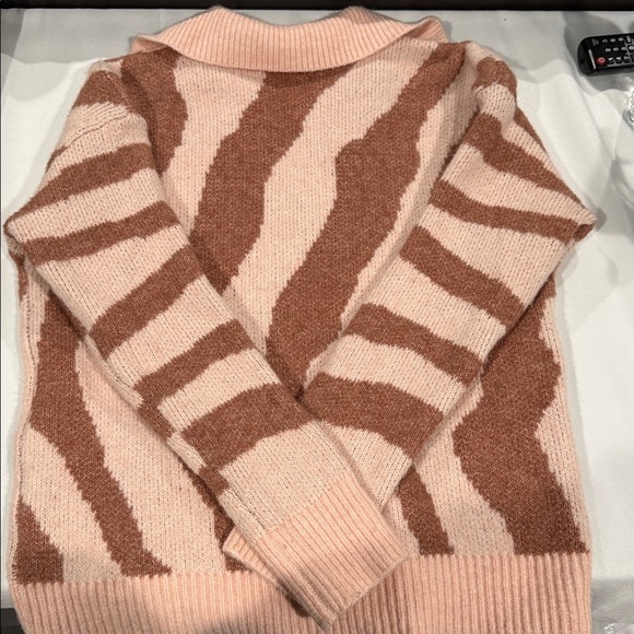 Nine West V-Neck Sweater - Pink and Brown - Picture 2 of 3